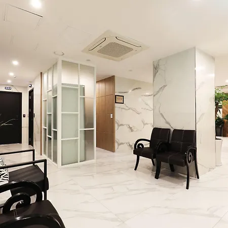 Sm Boutique Hotel