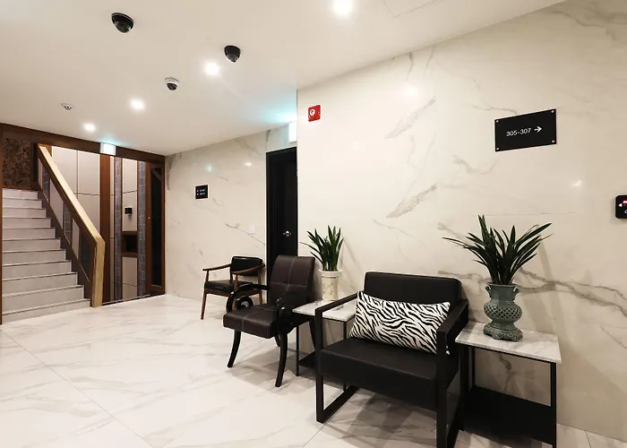 Sm Boutique Hotel