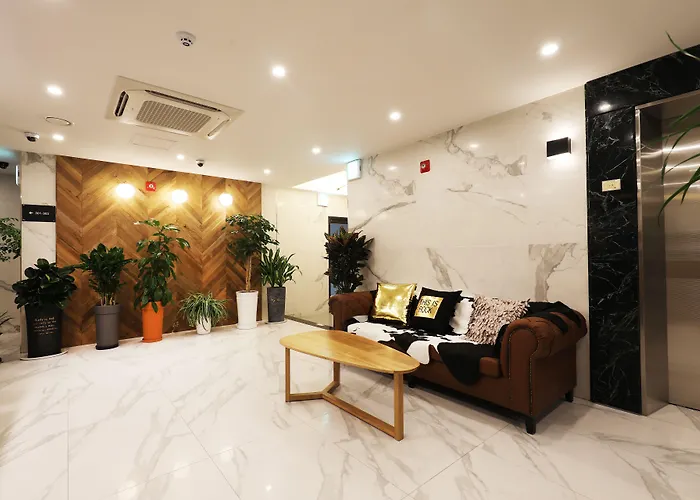 Sm Boutique